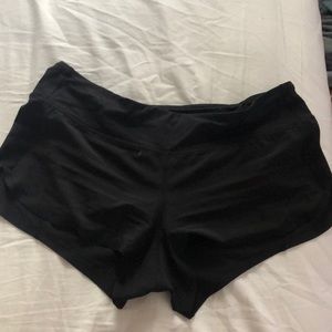 Lululemon shorts size 8